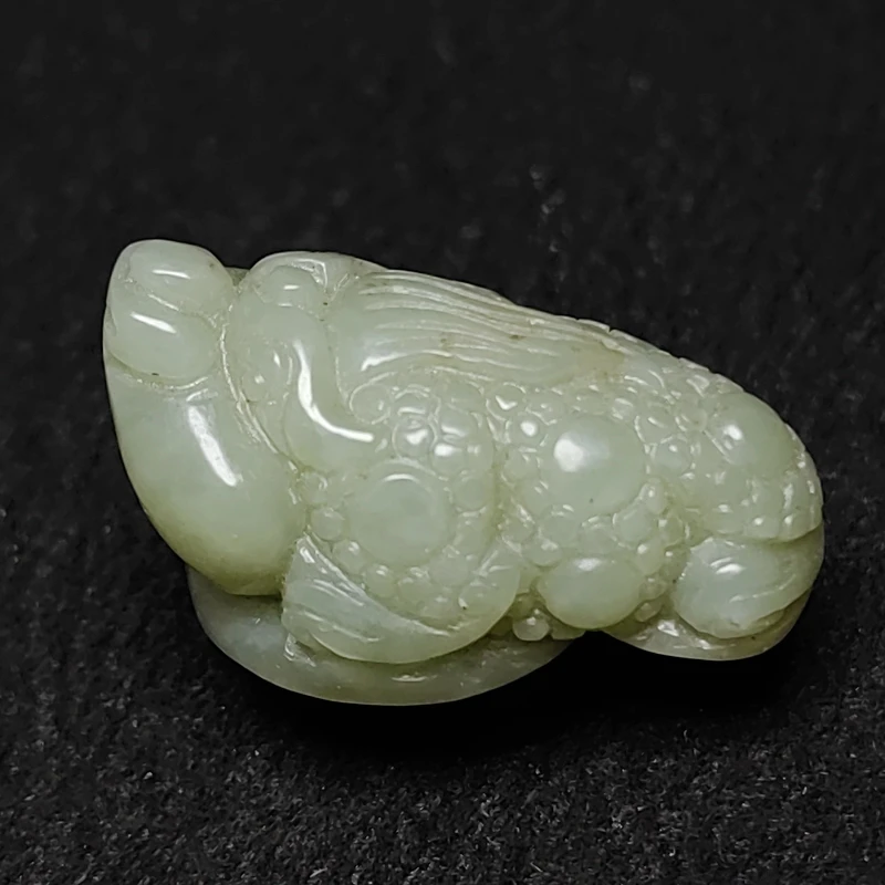 YIZHU CULTUER ART Size 4×2.2×2.4cm Chinese Hetian Jade carving Jin Chan Statue Pendant Old Collection