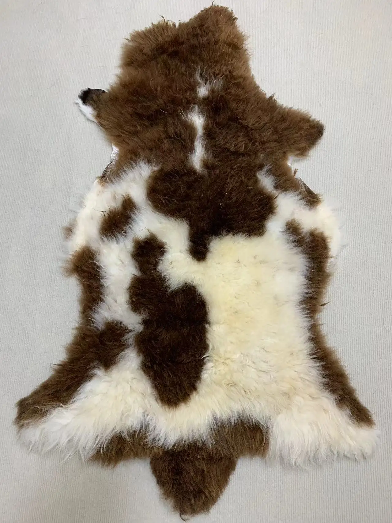 

Unique Natural leather Rug Sheepskin Natural Flower Wool Leather Home Decoration Luxury Genuine chair cushion