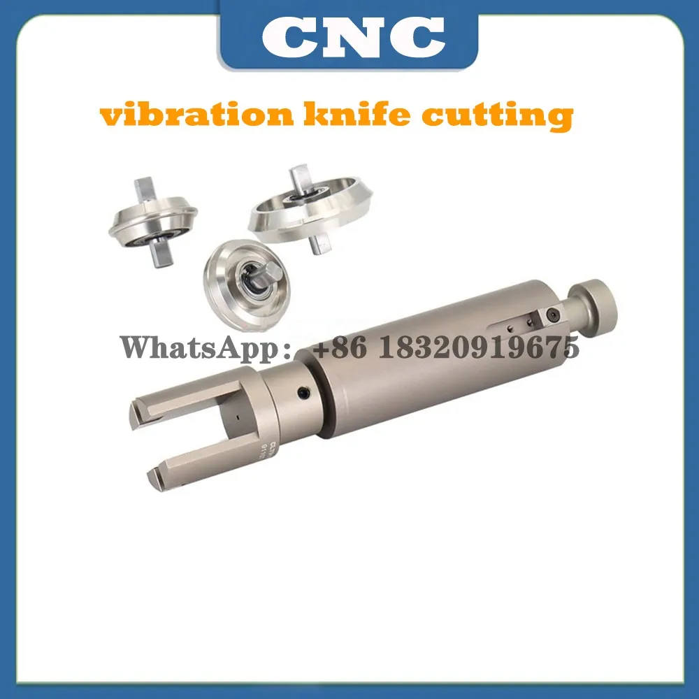 CNC vibration knife cutting machine creasing knife head pressure wheel is used to cut corrugated cardboard plastic board