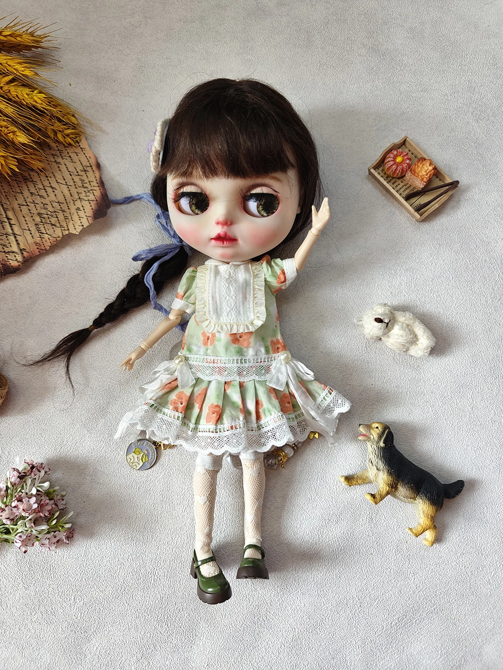 ブライス人形服アンティークドールドレスブライス用ライトグリーンオレンジプリントドレスob24 ob22アゾン人形服