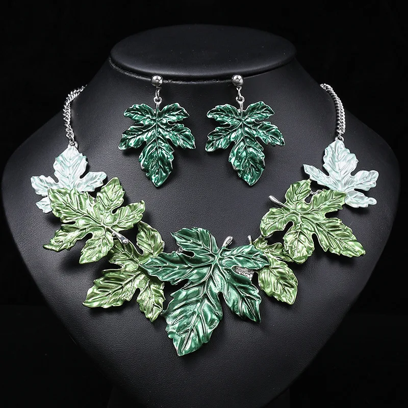 Color Maple Leaf Alloy Necklace Set Retro Leaves Necklace Earring Wedding Jewelry Set Valentine\'s Day Gift for Women Party