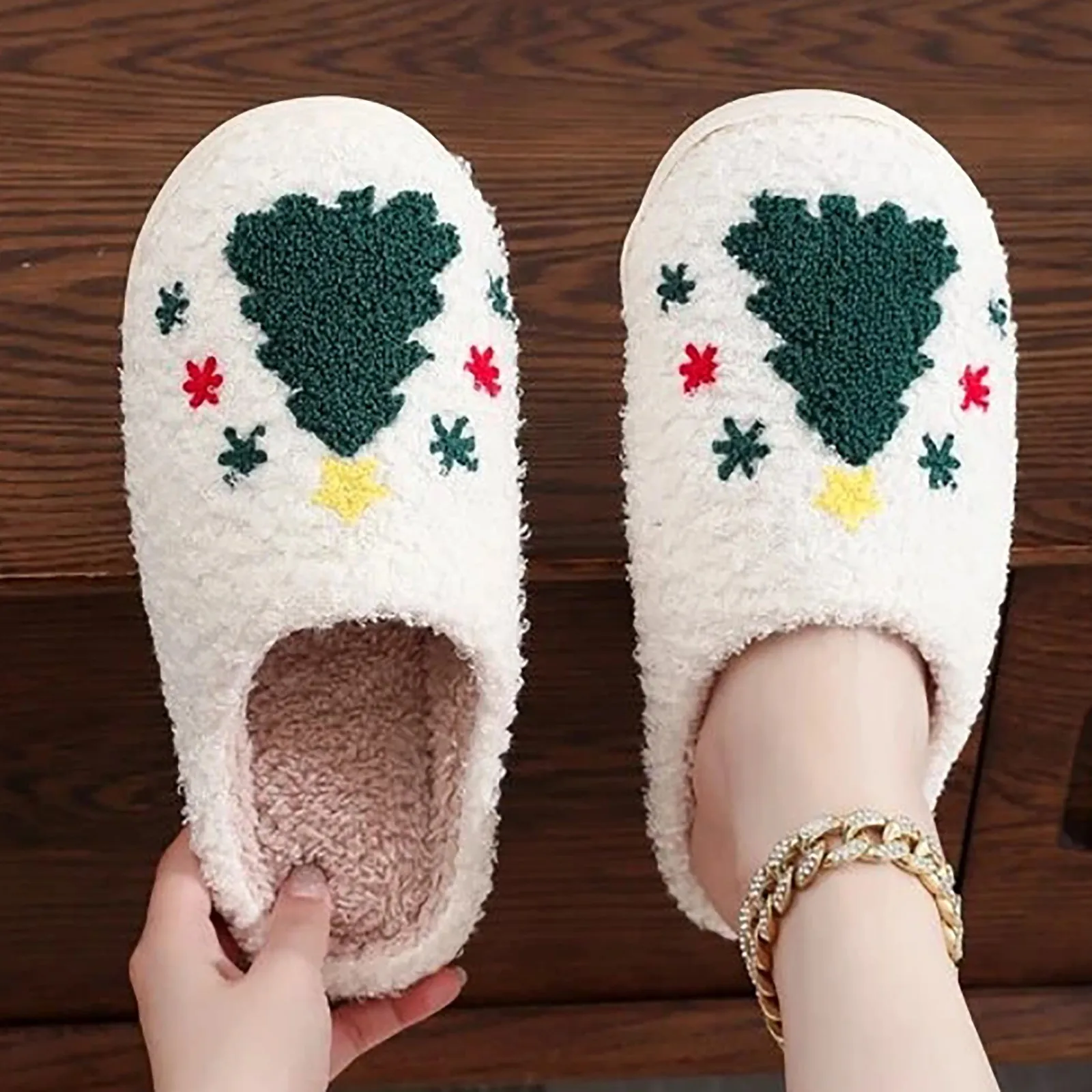 Christmas Tree Slippers for Women Reindeer Shoes Santa Design Fluffy Faux Fur Non-slip Sole Smile Series Cozy Home Ladies Shoes