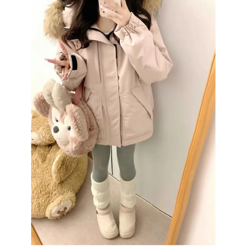 النساء 2025 الشتاء عادية فضفاض دافئ معطف مبطّن بالقطن زوجين سترة البضائع الفراء طوق سميكة أسفل سترة الملابس المبطنة بالقطن