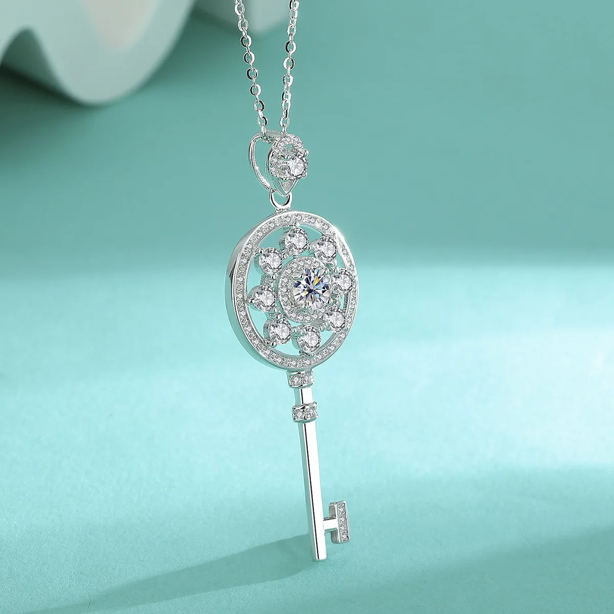 li Moda Micro Pave Zircon Floating Flower Key Pendant Necklace Hand made Women Chocker Necklace Key For Birthday Gift Jewerly