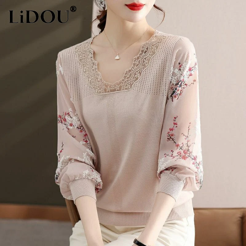 

2023 Spring Autumn New Solid Color V-neck Long Sleeve Tees Women Elegant Tops Hollow Out Embroidered Diamonds Knitting Pullovers