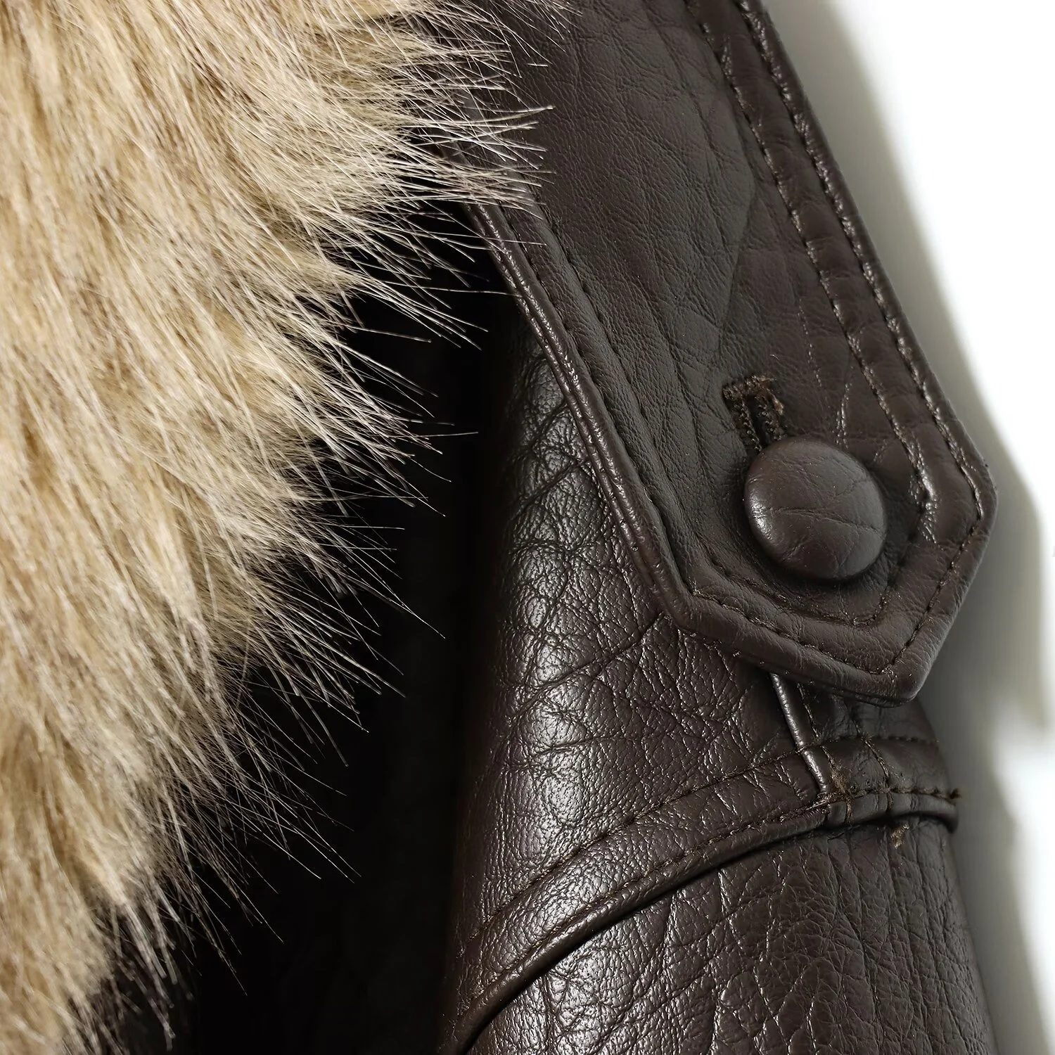 Faionable Jaet-Oberbekleidung aus Kunstleder mit abnehmbarem Kragen für Damen, Herbst 2025, Saison, Polyesterfaser, All-Match-Sle