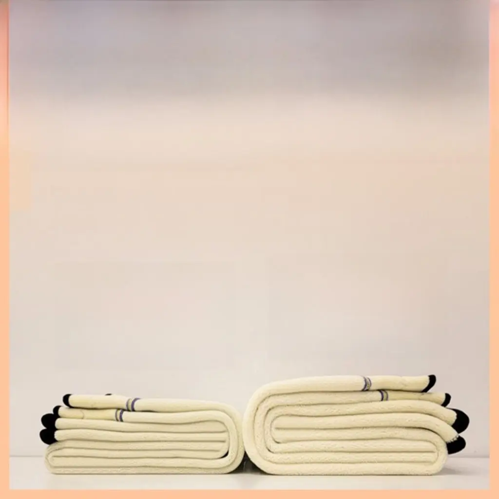 

Women's Winter Thermal Pants Thickened Lamb Velvet Pure Cotton Fleece-Lined Tummy Control High Waist Tight Leggings Outerwear