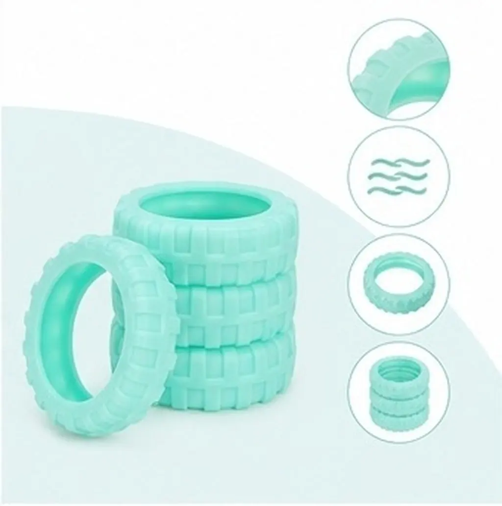8Pcs Silicone Luggage Wheel Protectors Anti-Slip Internal Grooves Shock Absorption Wear Protection Easy Fit for Most