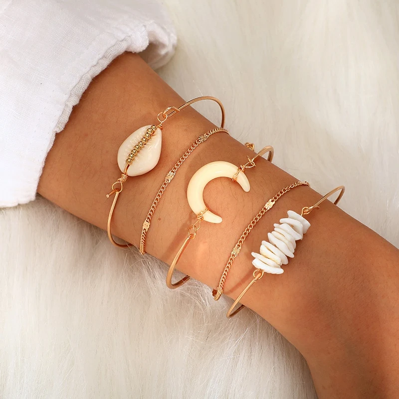 5 Pieces / Set Of Bracelets Shell Gravel Beaded Moon Bracelet Ladies Alloy Bracelet Jewelry