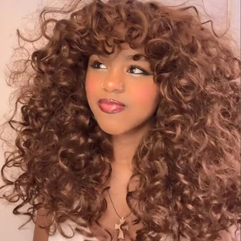 วิกผมสั้นหยักศกทำจากวิกผมผู้หญิงสังเคราะห์สีน้ำตาลแดงทำจากขิงทองแดงวิกผมธรรมชาติพร้อมหน้าม้าทนความร้อน