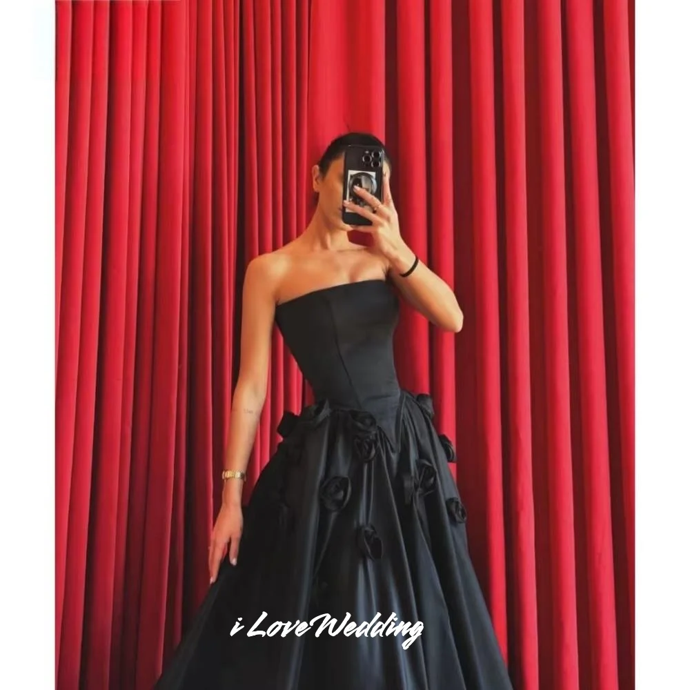 Preto sem alças vestido de baile 2025 cetim sem mangas sem costas a linha 3d flor plissado até o chão vestidos de festa de casamento personalizado