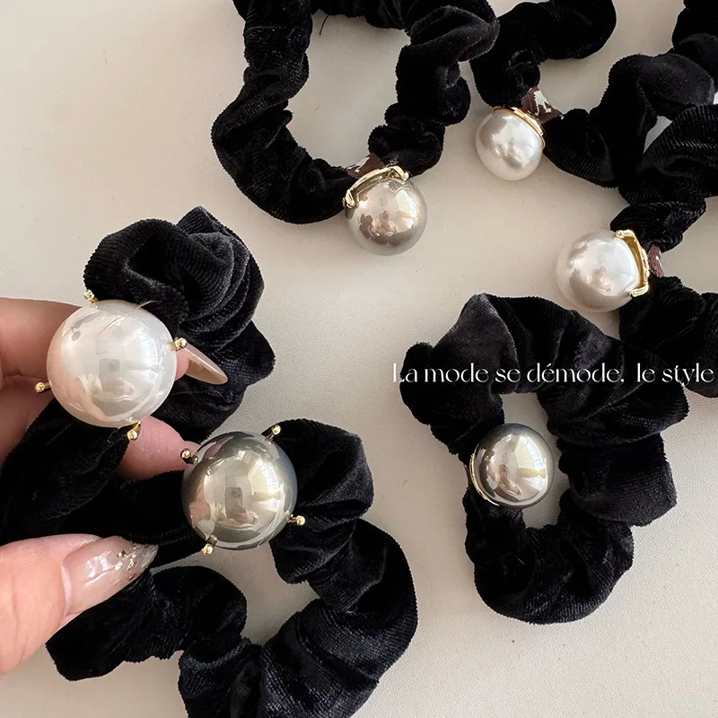 Pearl Black Velvet Intestine Ring Exquisite Bright Beads French Head Rope Retro Temperament Hair Ring Rubber Band Headdress