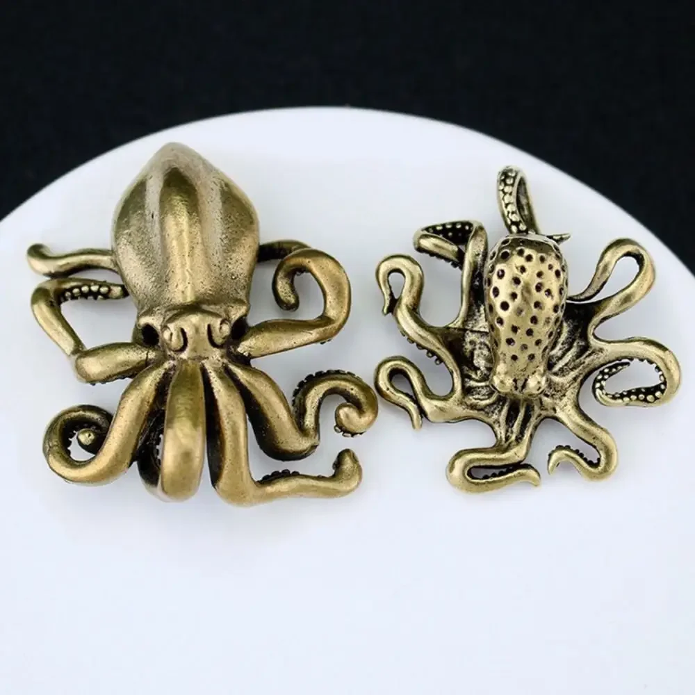 Home Decoration Brass Octopus Sculpture Innovative Simulated Animal Figurines Exquisite Creative Tea Pets Office