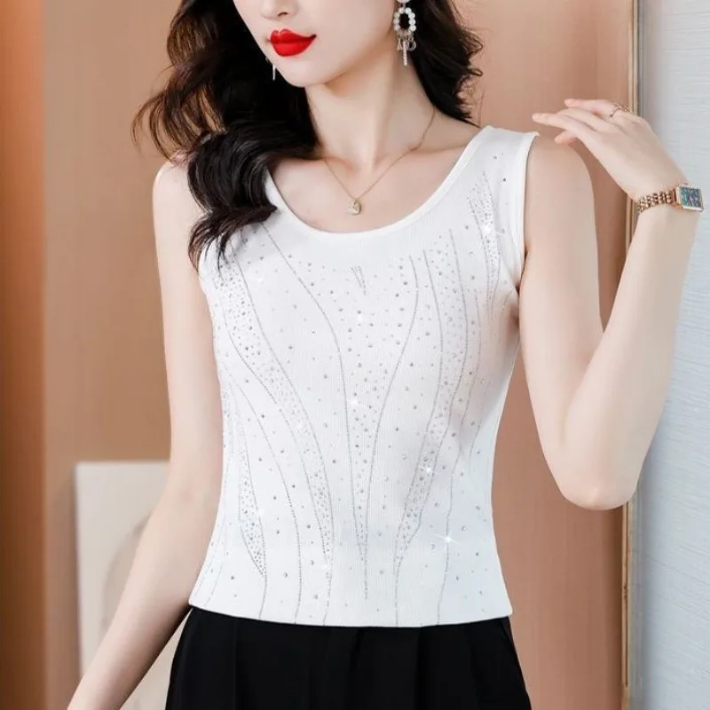 2024 Summer New Inner Wear Sling Sleeveless Suspender Women Slim Fit Chic Solid Color Rhinestones Cropped Tank Top image 5