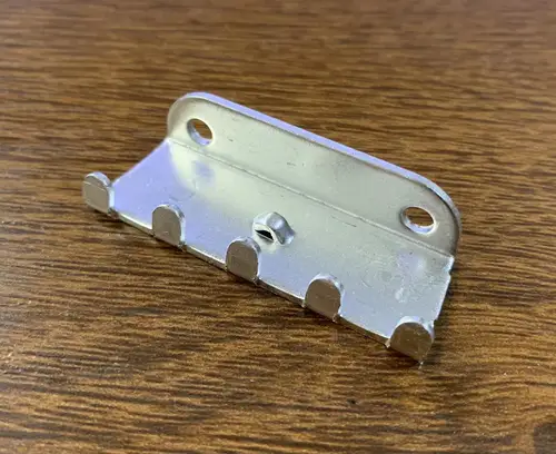 Imagen 2 del producto Trémolo-garra de resorte de tensión profesional con tornillos, accesorios de guitarra eléctrica, piezas Whammy, descuento en Stock, Corea L077