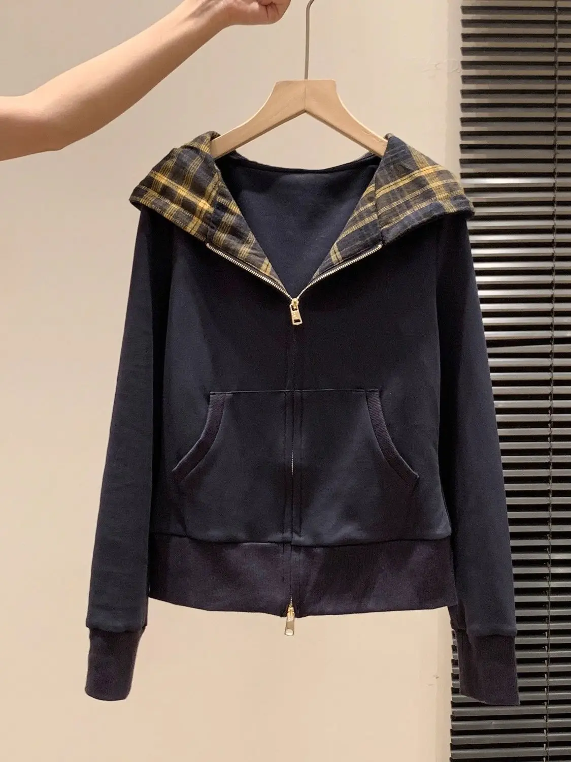 

Женский кардиган-худи с эффектом похудения, длинный рукав, на молнии, в корейском стиле, повседневный, на раннюю осень, стандартной длины