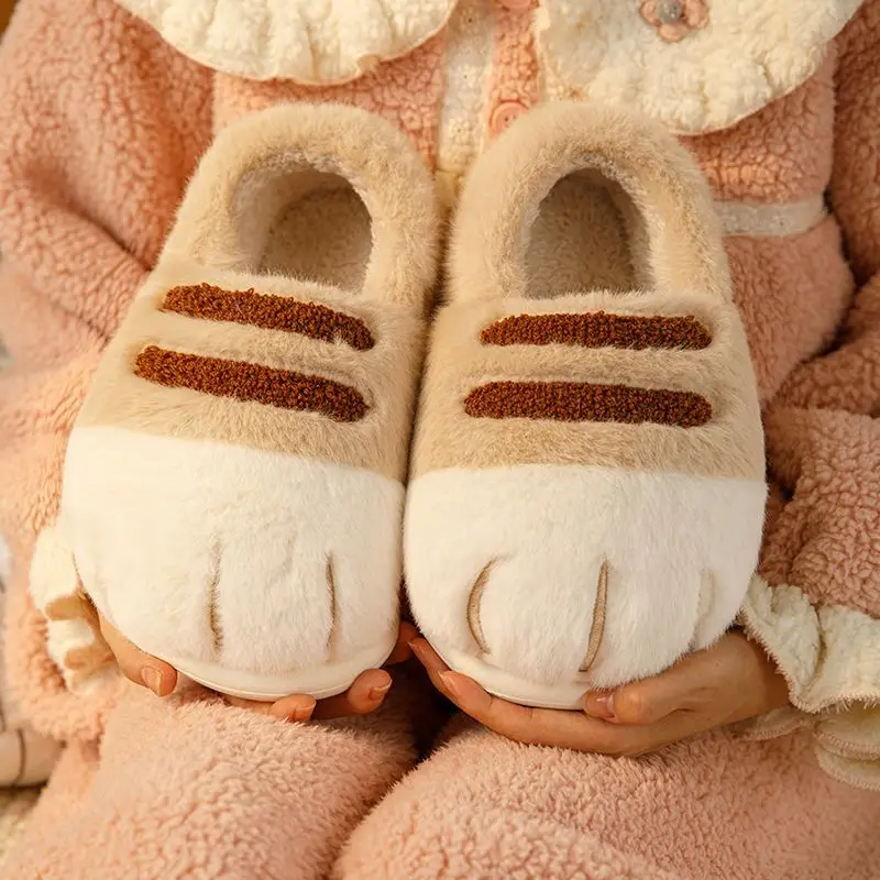 

Designer Female Cat Paw Slippers Home Girls Animal Claw Platform Shoes JK Gothic Slipper Woman Fluffy Fur Slides Home Shoes