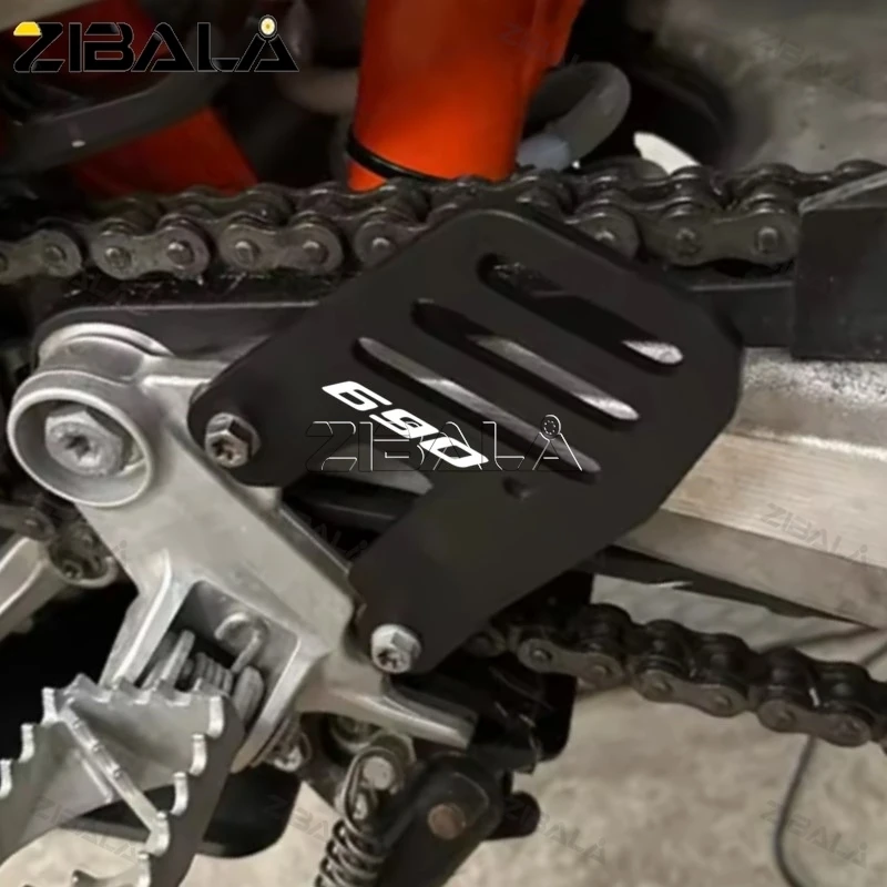 

For 690 Enduro/R SMC/R 2008-2026 Heel Guard Cover Brake Cylinder Protection Husqvarna 701 Enduro 701 Supermoto GasGas ES SM700