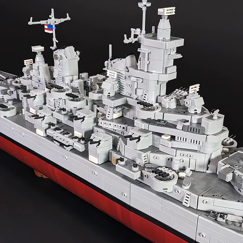 BuildMoc Military World War II USS Lowa BB-61 Battleships Building Blocks Warship Ship Boat Bricks Toys Children Birthday Gifts