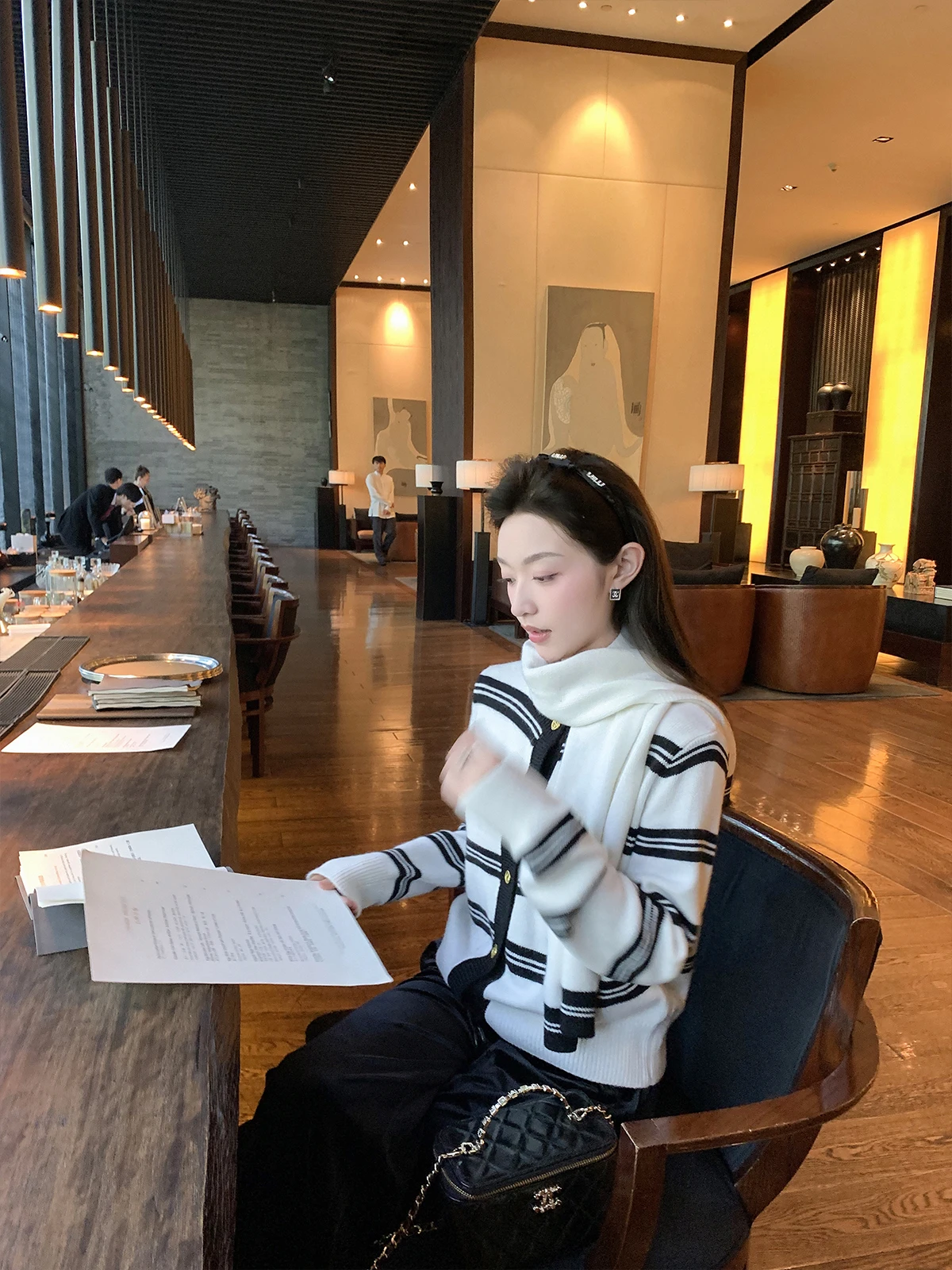 

Cchen Mouton Scarf Stripe Pattern Bla White Women's Knitted Sweater Spring New Sle Faionable Straight Cut Long Sve