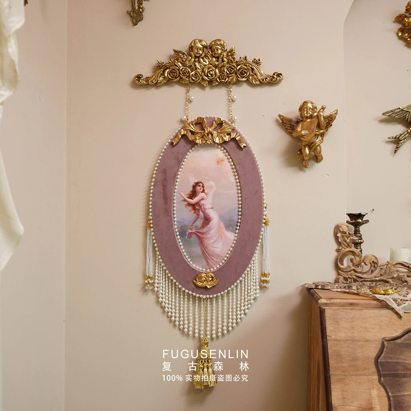 

Retro Forest Handcrafted Light Luxury Court Style Pink Velvet Relief Picture Frame Wall Hanging Picture Frames Home Ornament
