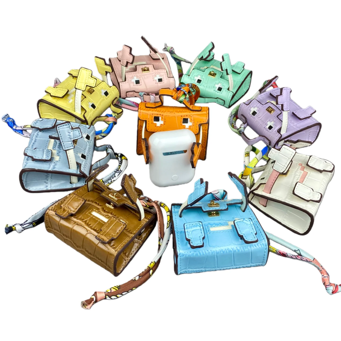 Mini llavero de cuero PU con grabado de cocodrilo Adorable para bolso de muñeca Pixel con bolsa para auriculares y monedas, regalo bonito Pastel hecho a mano