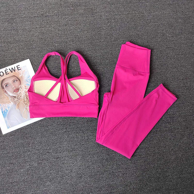 Yoga Suit High Waist Hip Lifting Leggings Sports Bras Set Beautiful Back Shockproof Fixed Cup Sports Underwear Outside Fitness