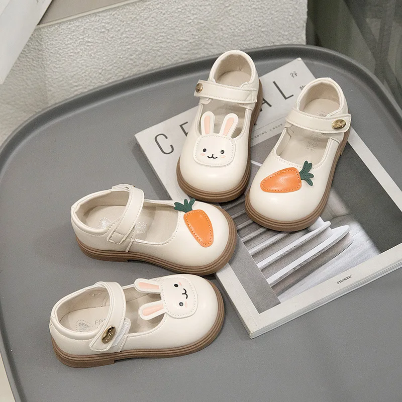 

Новые весенние кожаные туфли для девочек 2026 года: милые туфли-принцессы с кроликом, корейские туфли с круглым носком, туфли Мэри Джейн для малышей