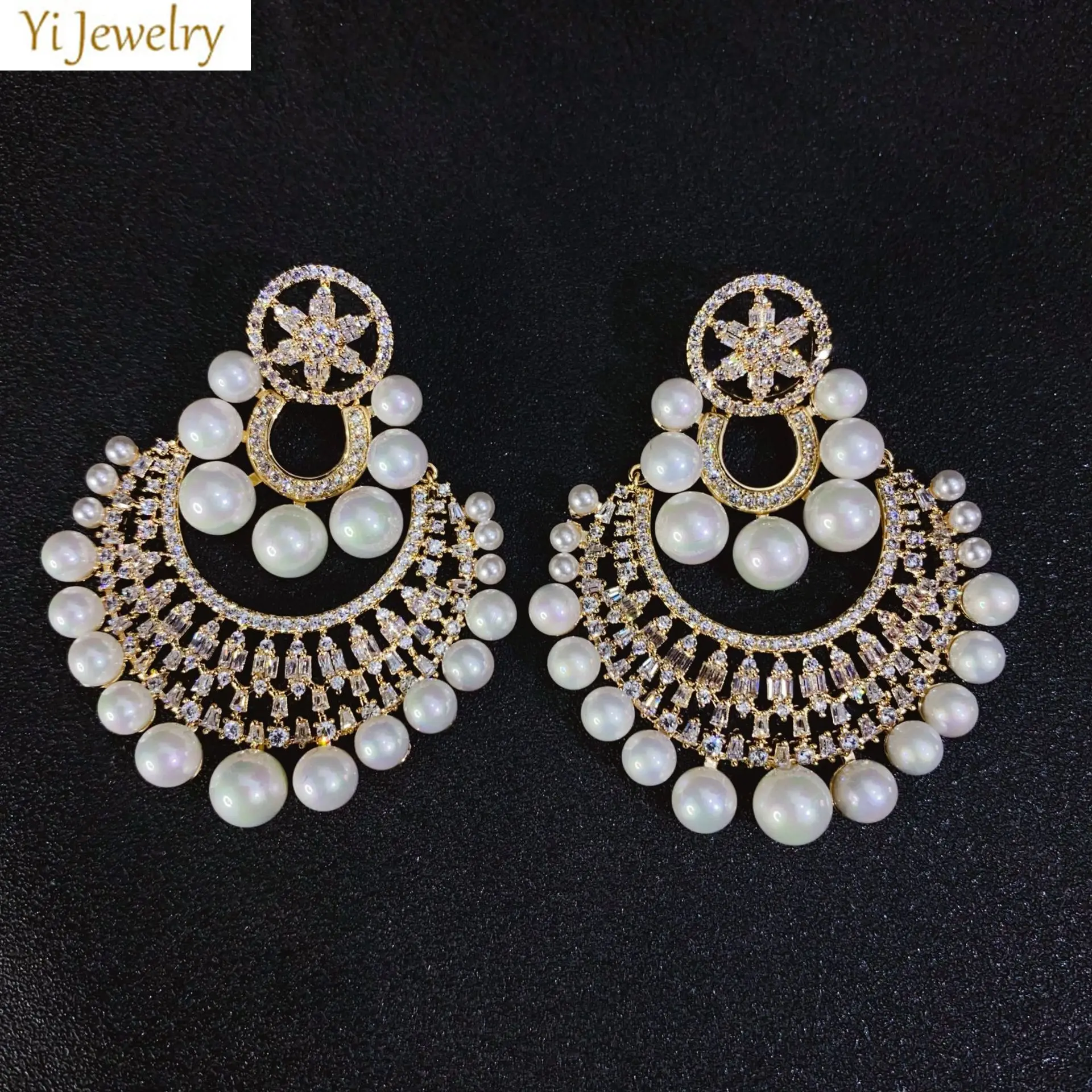 أقراط نسائية كبيرة على شكل مروحة قلادة على شكل قمر لؤلؤ أبيض قطرة سيلر مجوهرات ذهبية اللون أقراط متدلية لحفلات الزفاف والعروس