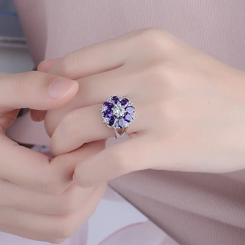 New Fashion Simple Rings For Women Purple Zircon Flower Shape Lady Ring Wedding Party Finger Jewelry Gift Female Engagement Ring