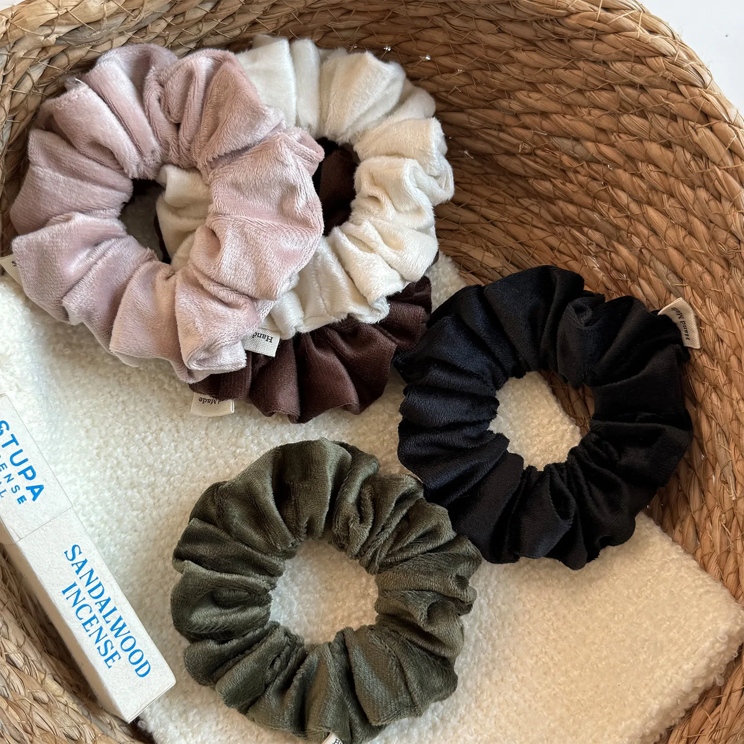 24PCS/LOT Wholesale Velvet Hair Band Elastic Women Daily Ponytail Hair Scrunchies Solid 11CM Soft Hair Ropes Girls Hair Ties