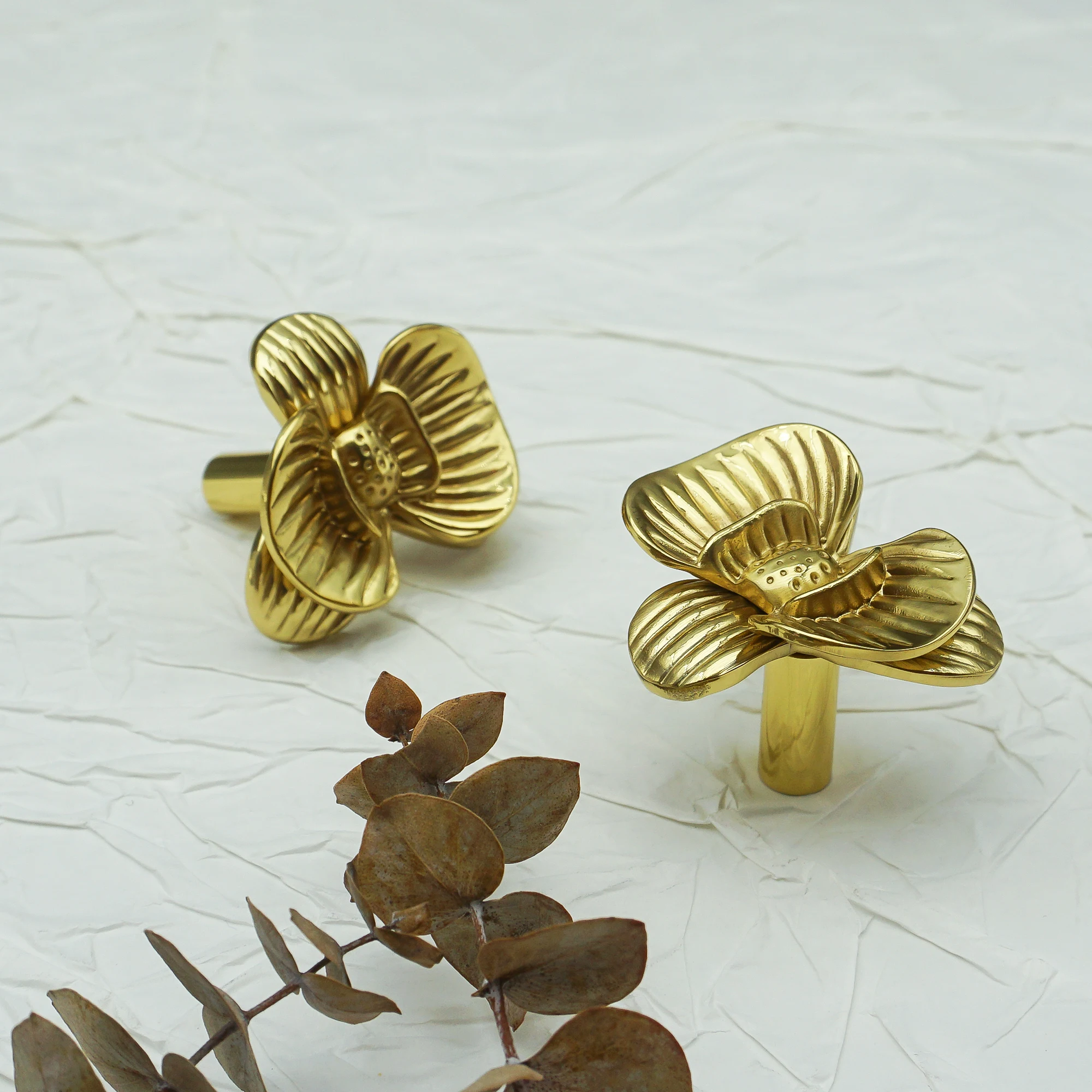 4 PCS Creative Gold Flower Brass Cabinet Handles Single Hole Drawer Knobs Home Decor Dresser Wardrobe Pulls For Children's Room