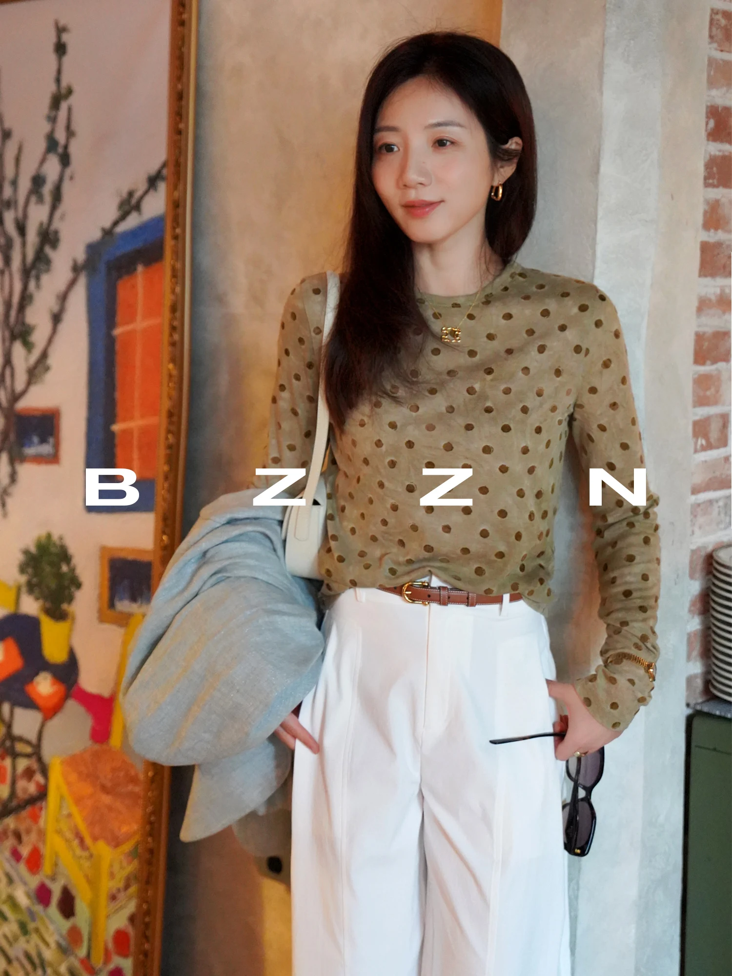 

Женская легкая приталенная футболка BZZN Soft Focus Filter с длинным рукавом, микрофиброй и точечным принтом, весна-лето