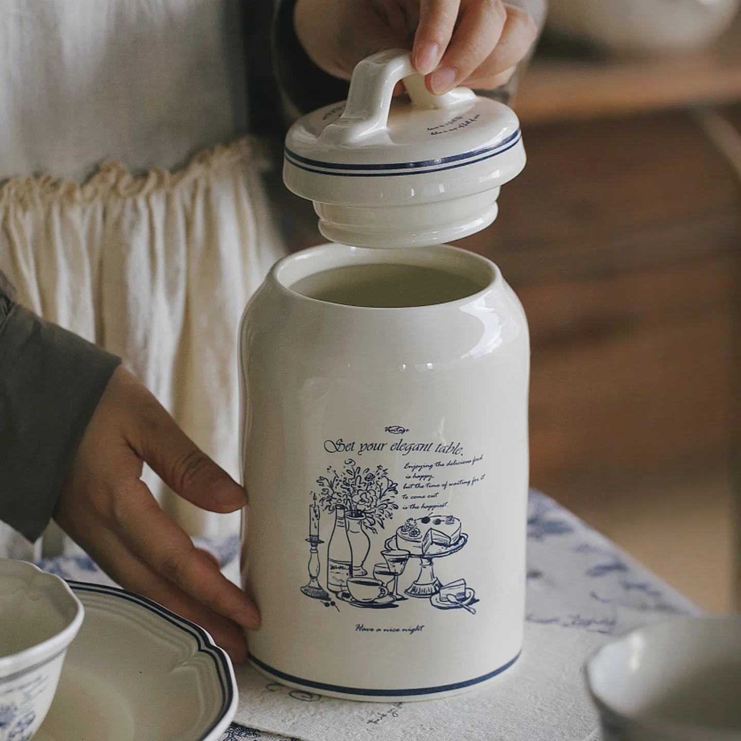 

Европейская винтажная декоративная банка для чая и кофе с крышкой, для хранения конфет, для домашнего использования, премиум-класса