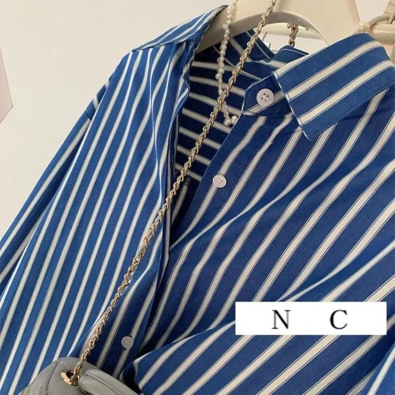 French Blue White Striped Long -sleeved Shirt Outer Sleeve Female Korean Version of the Unique Small Shirt Lazy Atmosphere Shirt