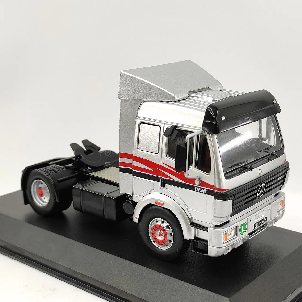 دييكاست IXO 1:43 مقياس بنز SK II 1938 1997 شاحنة رئيس سبيكة سيارة نموذج تحصيل لعبة هدية تذكارية عرض حلية