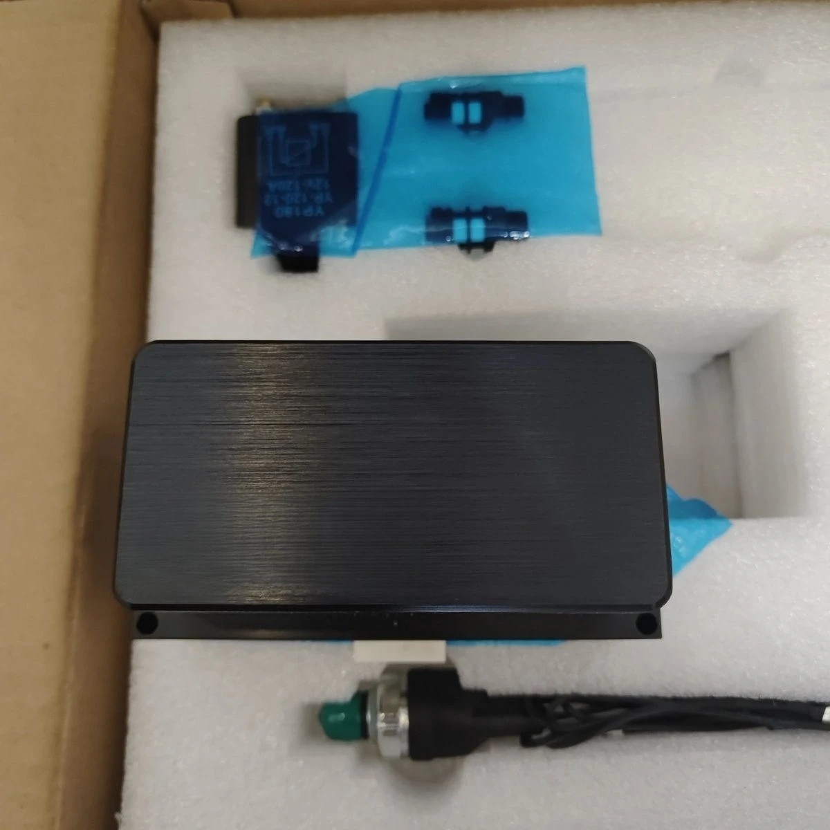 نظام التحكم في الصدمات الهوائية مجموعة كاملة من إصدار بلوتوث الذاكرة المستقلة بأربع عجلات