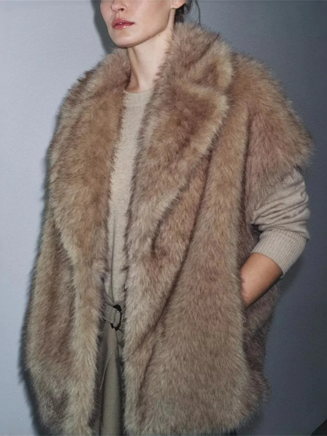 Ele hiver nouveauté femmes Faionable effet fourrure artificielle gilet édition limitée 2025 hiver Stand Fit Long Sve