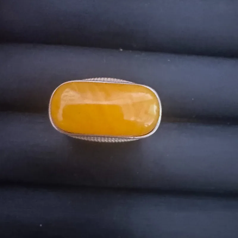 Handmade Adjustable Saddle Ring, Natural Chicken Oil Old Amber Inlaid Tibetan Silver Open Finger Ring
