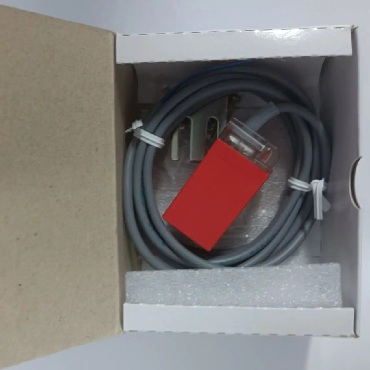 PS-10NB PS-10N PS-10S 10pcs FOTEK Inductive Proximity Switch Square plastic sensor 5mm PNP NPN NO 5-30VDC