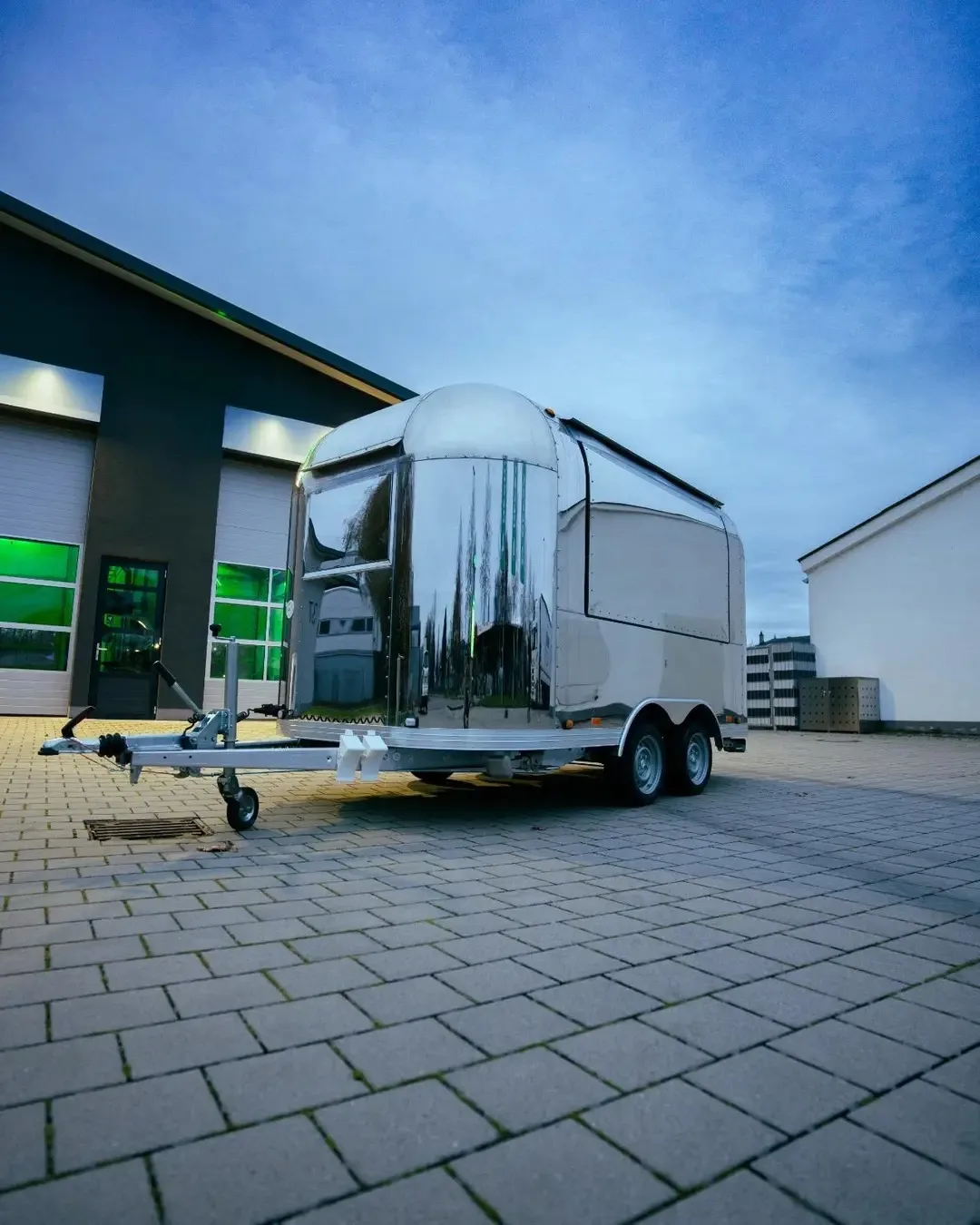 

Мобильный кофейный бар, фургон для мороженого, полностью оборудованный передвижной ресторан, фургон для закусок и фастфуда на продажу