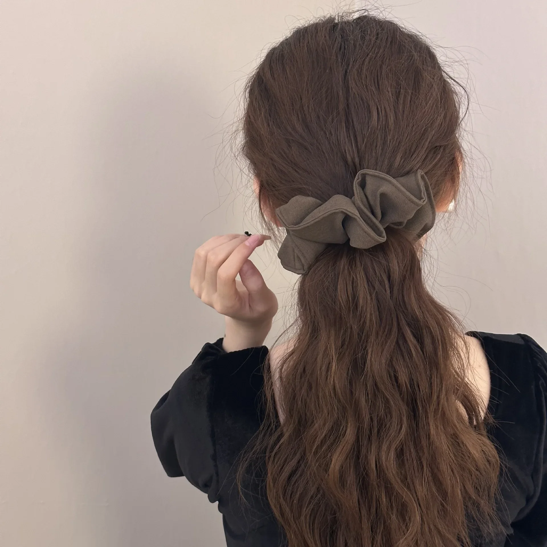 Large hair accessories for girls women band scrunchie ties elastic rubber korean big vintage fascinators elegant popular fashion