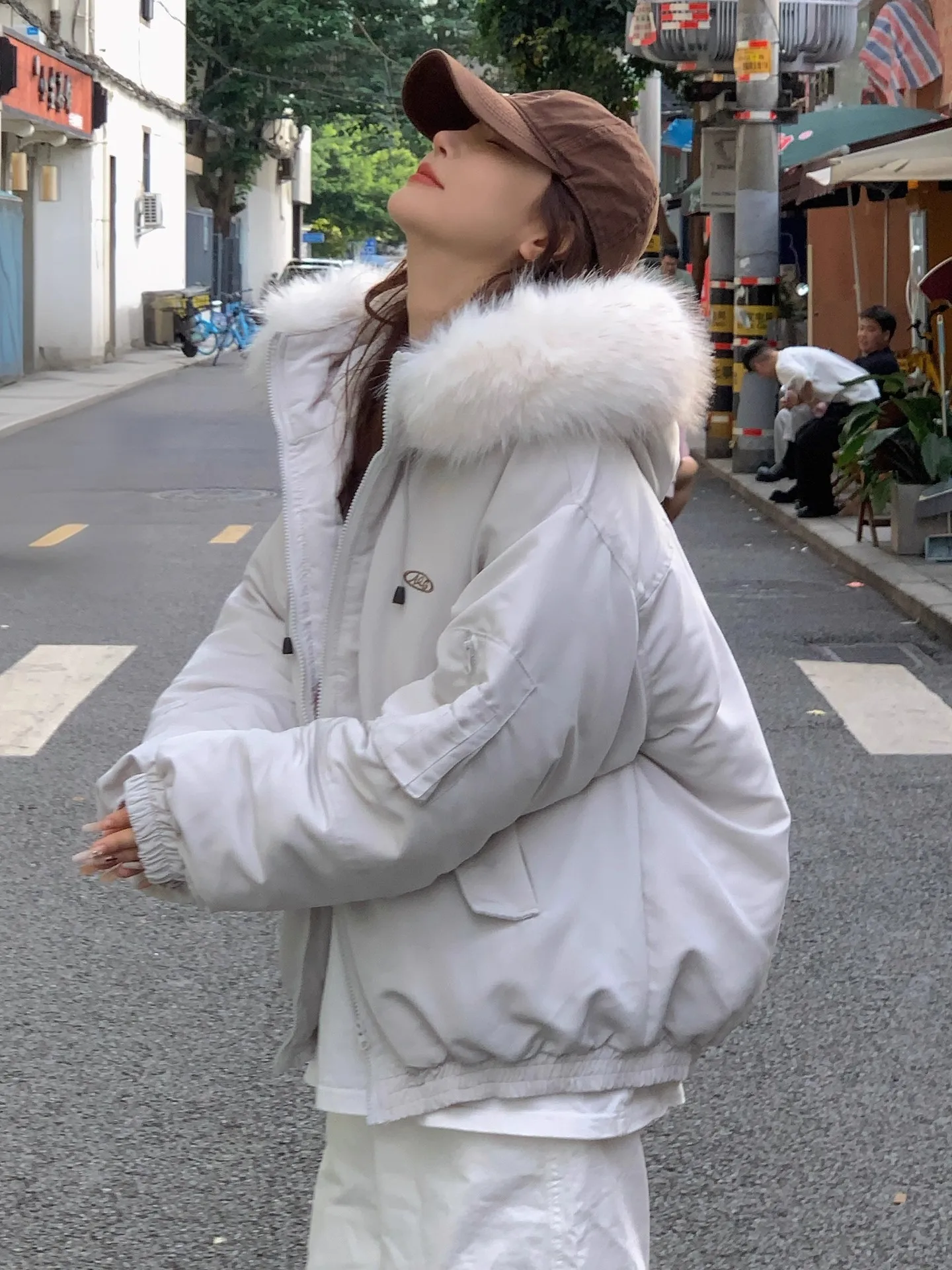 

Женское теплое хлопковое тютинское верхнее белье, свободное зимнее пальто, корейское пальто с капюшоном на молнии, длинное све