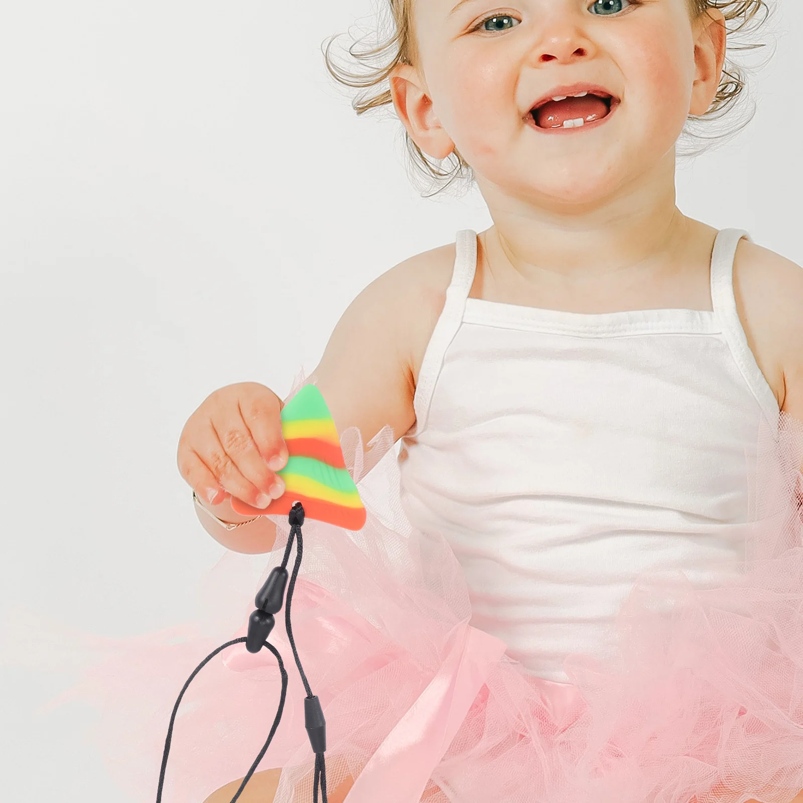 

2 шт. жевательное ожерелье для прорезывания зубов, сенсорные, приятные силиконовые прорезыватели для акулы, успокаивающие зудящие десны, поддержка роста челюсти для младенцев