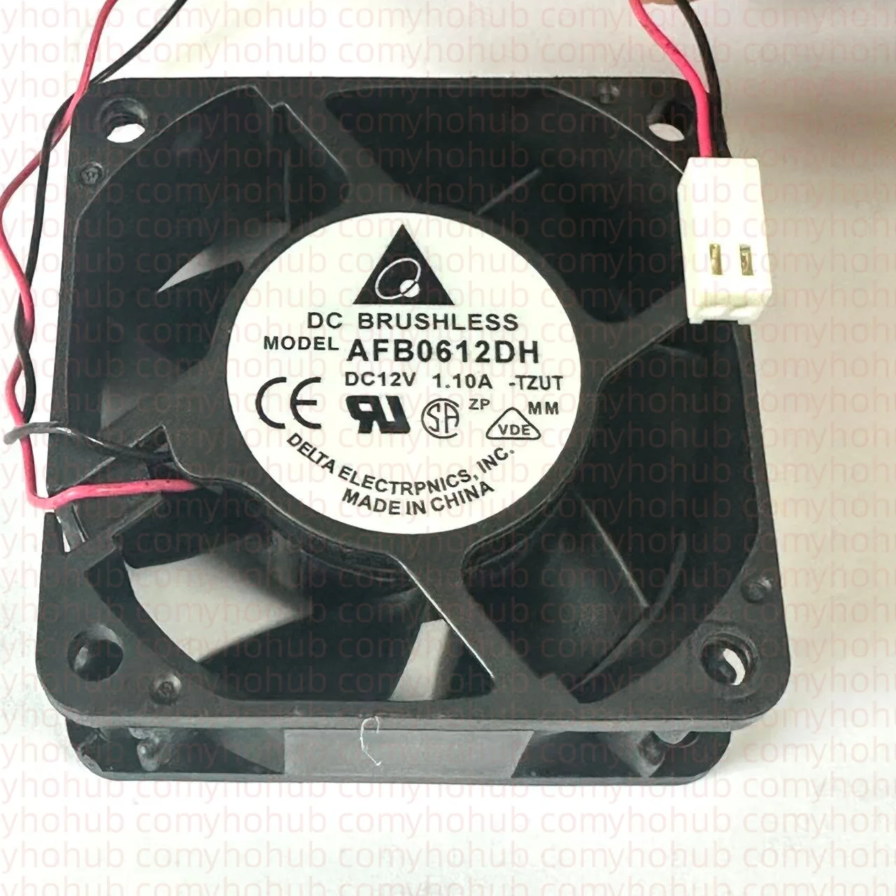 

Delta AFB0612DH TZUT DC 12 В 1,10 А 60x60x25 мм 2-проводной охлаждающий вентилятор для сервера