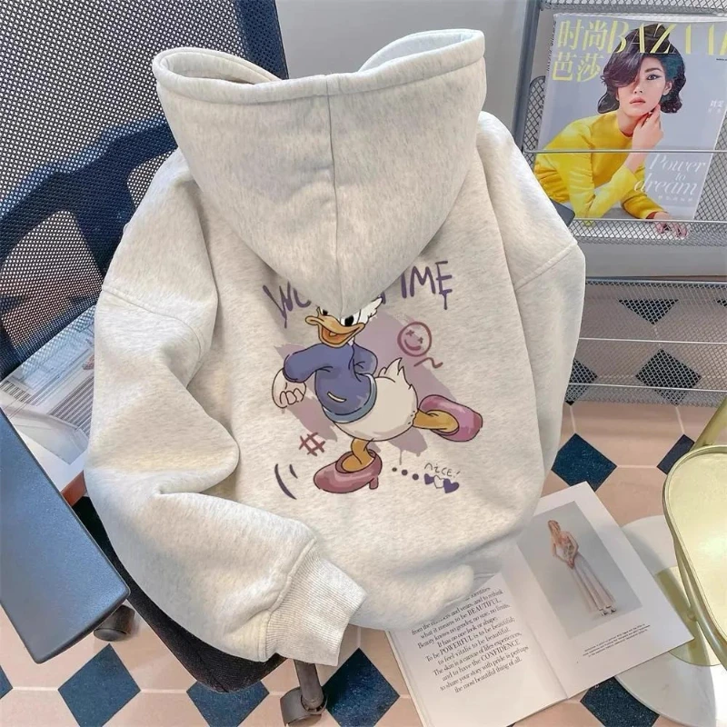 Bluza z kapturem dla kobiet w stylu amerykańskim retro z nadrukiem Kaczora Donalda, idealna na jesień i zimę, luźna bluza w stylu kampusowym z motywem amerykańskich kreskówek.
