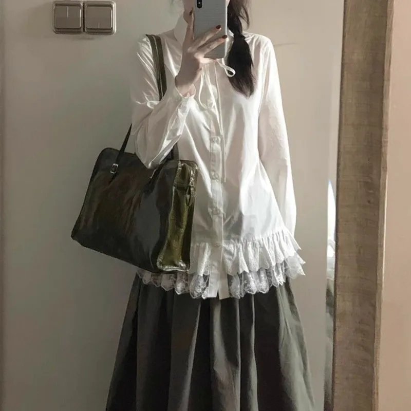 

Deeptown White Lace Patchwork Elegant Women Shirts Preppy Long Sleeve Japanese Fashion Blouses Loose Sweet Jk Solid Color Autumn