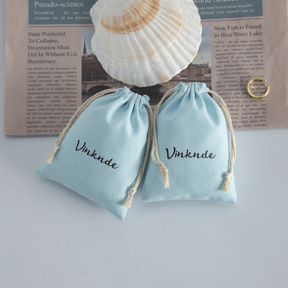 

50 упаковок, синие сумки для хранения из натурального хлопка на шнурке, рождественский свадебный подарок, индивидуальный логотип, сумка «сделай сам», ювелирные изделия, серьги, органайзер, сумка