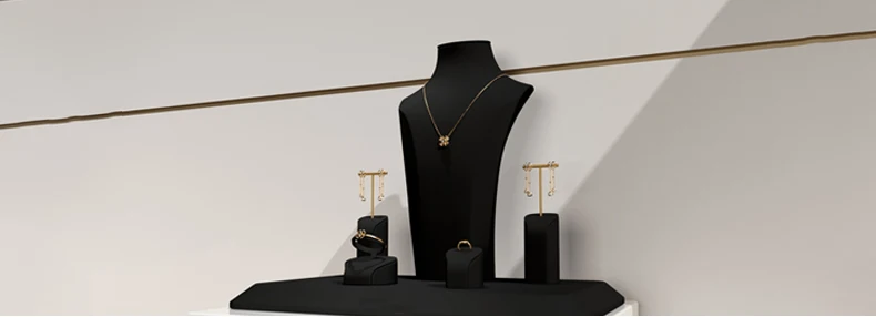 Oirlv Schwarzes Mikrofaser-Schmuck-Display-Set mit Metallständer für Halsketten, Ohrringe, Armreifen und Ringe – Detail 8