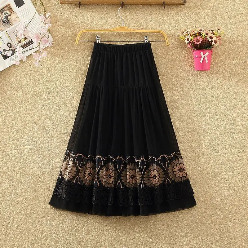 Summer Fashion Embroidered Hollow Out  Women\'s Mesh Half Length Skirt with Elastic Waist Lady Large Swing Skirt